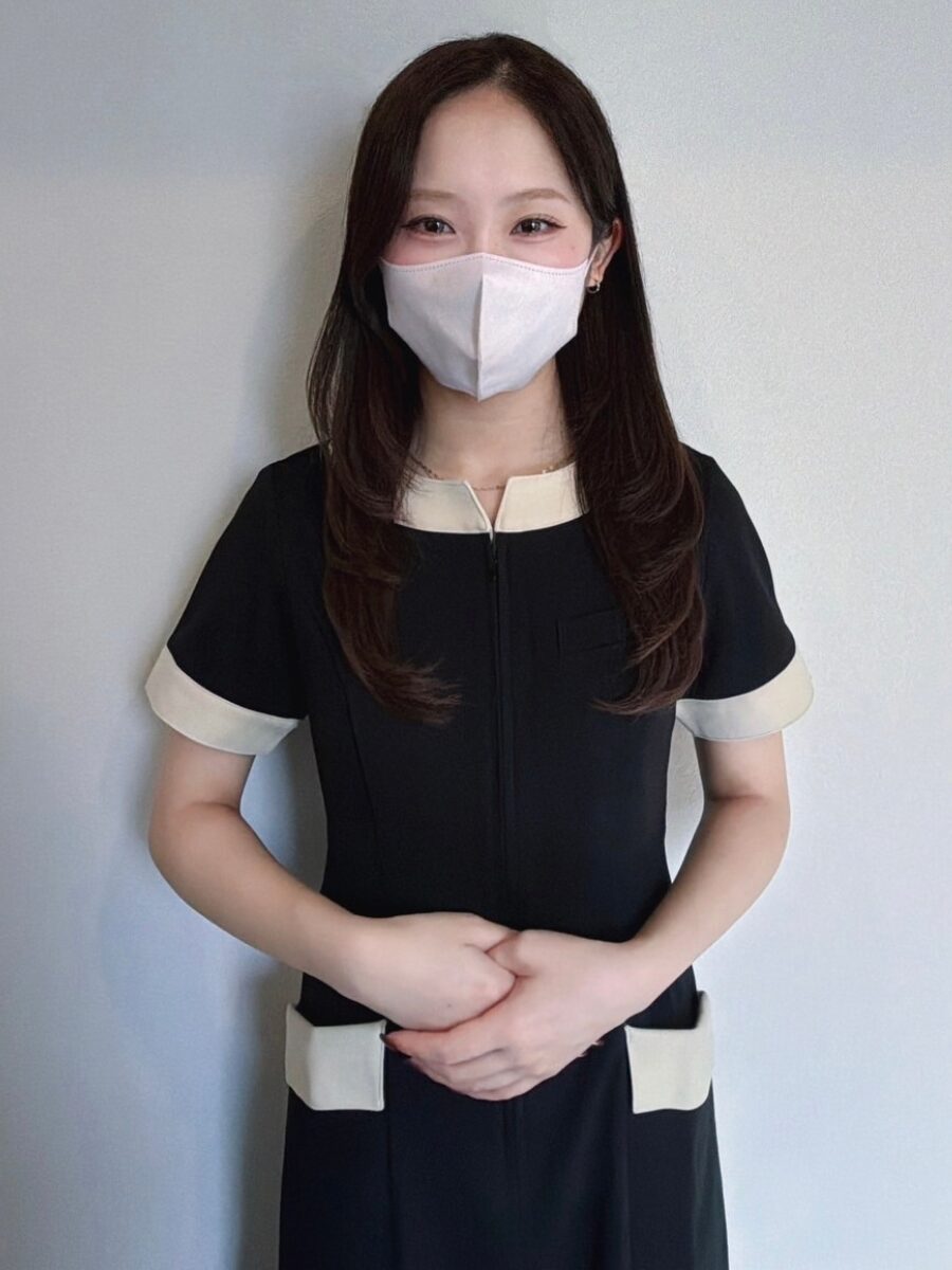 スタッフ_MOMO